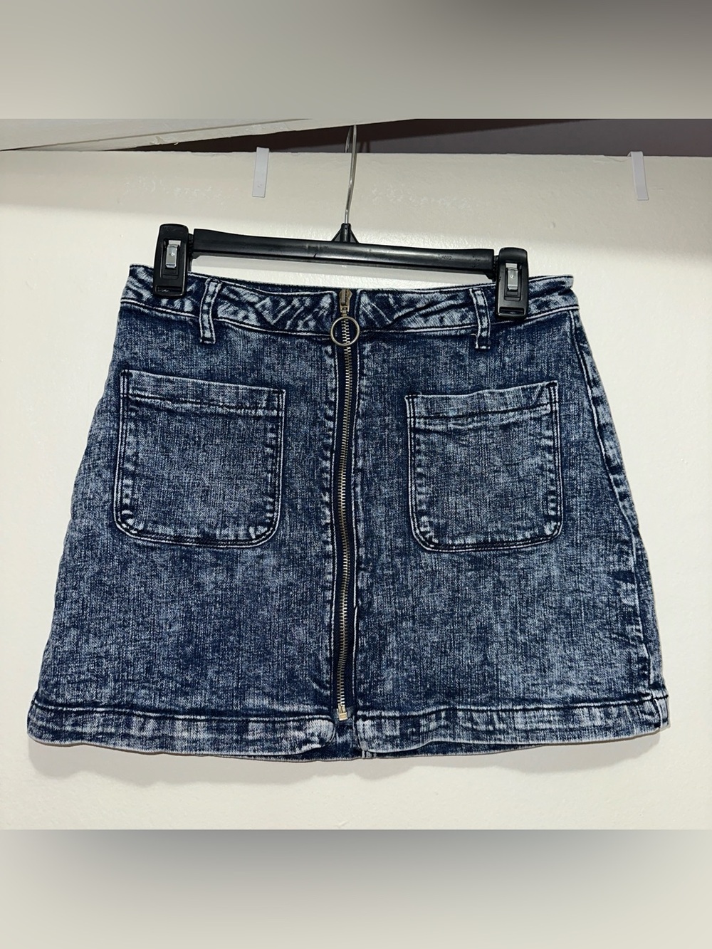 Forever 21 Dark Acid Wash Black-Blue Denim Mini Skirt with Front Zip